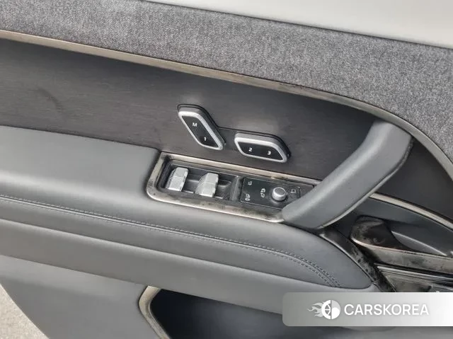 Land Rover Range Rover Sport 3rd Generation 2023 Серебристо-серый из Кореи, фото 4