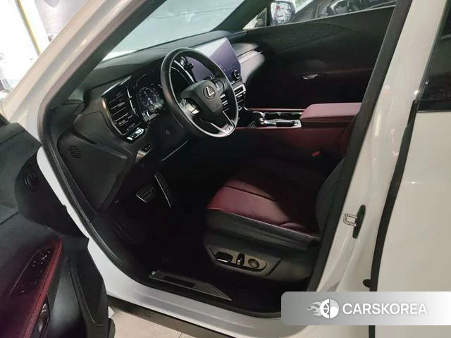 Lexus RX 2024 Белый из Китая, фото 4