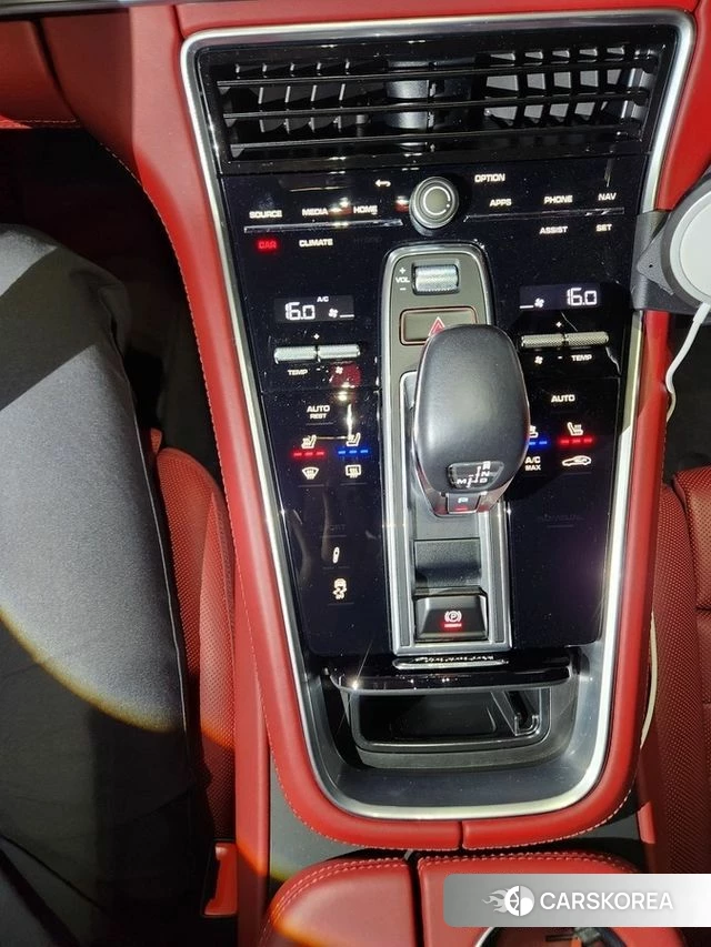 Porsche Panamera (971) 2023 Белый из Кореи, фото 4
