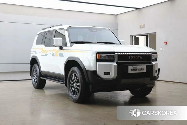 Toyota Prado 2025 Белый из Китая, фото 4