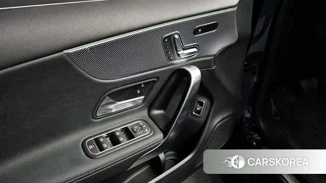 Mercedes-Benz A-Class W177 2022 Синий из Кореи, фото 4