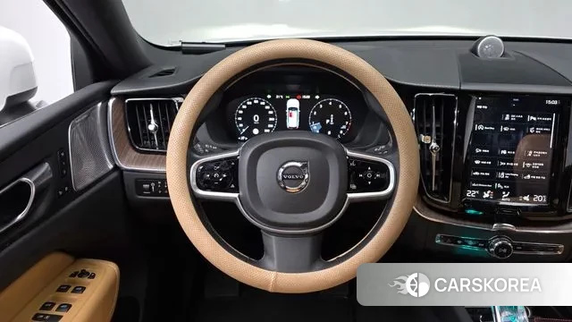 Volvo XC60 second Generation 2021 Белый из Кореи, фото 4