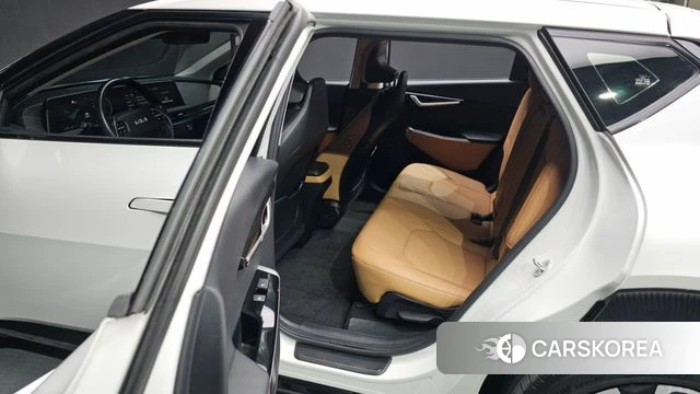 Kia EV6 2022 Белый из Кореи, фото 4