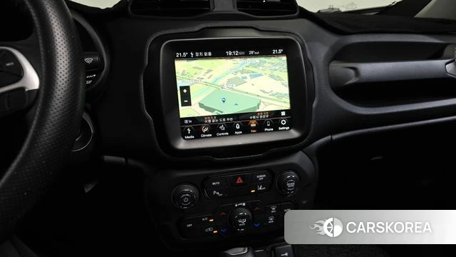 Jeep Renegade 2023 Белый из Кореи, фото 4