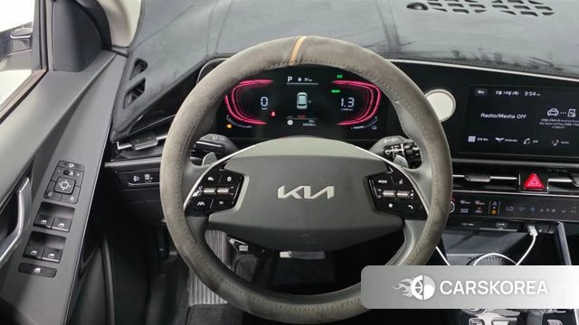 Kia Di Ol Nu Niro 2022 Белый из Кореи, фото 4