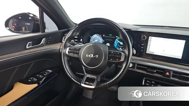 Kia K5 Hybrid 3rd Generation 2023 Черный из Кореи, фото 4