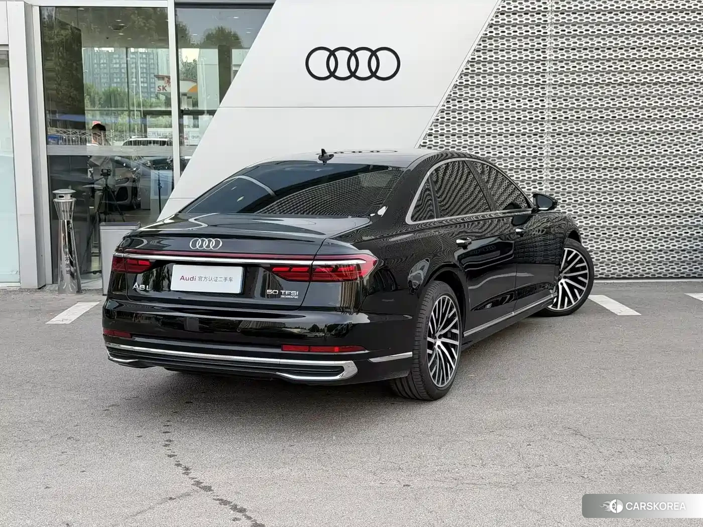 Audi A8 2025 Черный из Китая, фото 4