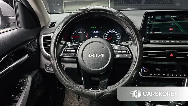 Kia Seltos 2021 Серебряный из Кореи, фото 4