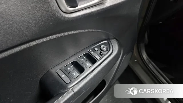 Hyundai Venue 2019 Серый из Кореи, фото 4