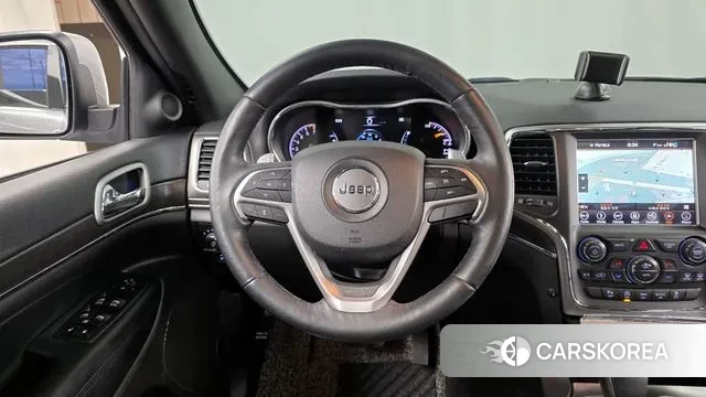 Jeep Grand Cherokee 2018 Серебряный из Кореи, фото 4