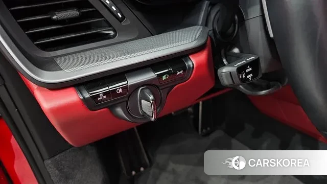 Porsche 911(992) 2021 Красный из Кореи, фото 4