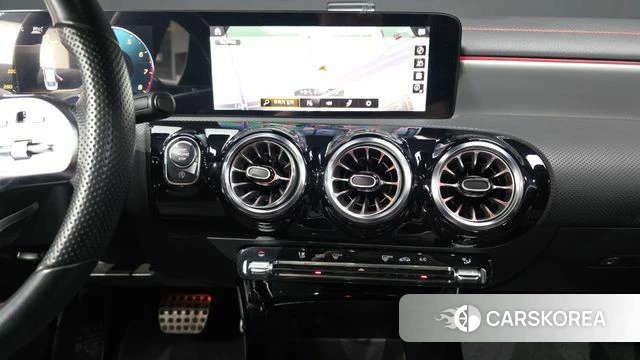Mercedes-Benz CLA-Class C118 2023 Белый из Кореи, фото 4