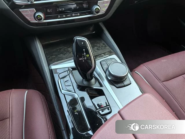 BMW 5 series 2023 Белый из Китая, фото 4