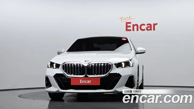 BMW 5 Series (G60) id 2729822 из Кореи 4