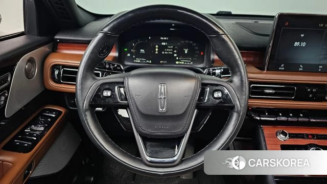 Lincoln Aviator 2nd generation 2023 Белый из Кореи, фото 4