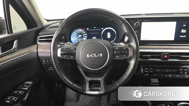 Kia K5 3rd generation 2023 Черный из Кореи, фото 4