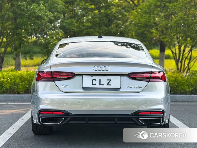 Audi A5 2022 Серебристо-серый из Китая, фото 4
