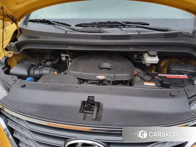 Hyundai The New Grand Starex 2019 Желтый из Кореи, фото 4