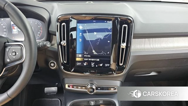 Volvo XC40 2019 Серебряный из Кореи, фото 4