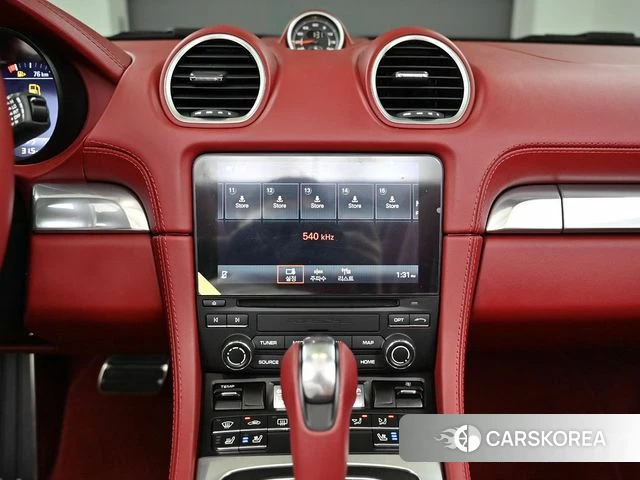 Porsche 718 Boxster 2024 Белый из Кореи, фото 4