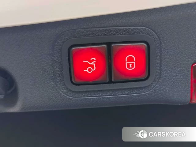 Mercedes-Benz E-class (imported) 2022 Белый из Китая, фото 4