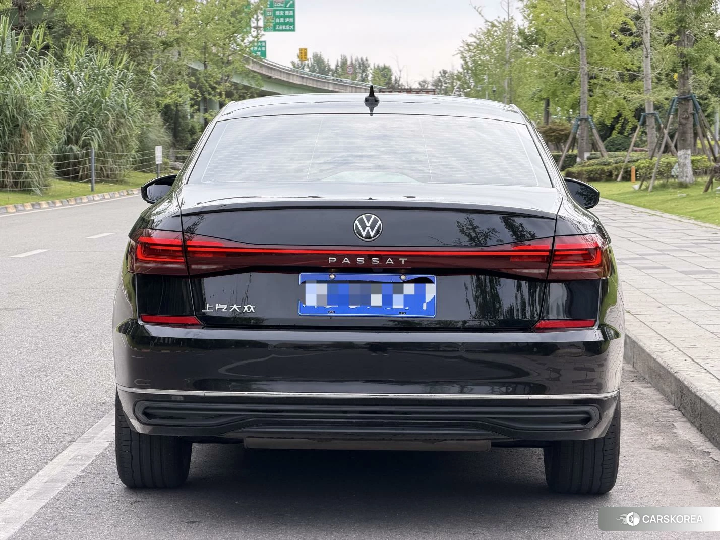Volkswagen Passat 2023 Черный из Китая, фото 4