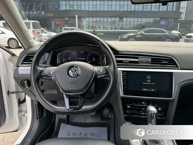 Volkswagen Lingdu 2021 Белый из Китая, фото 4