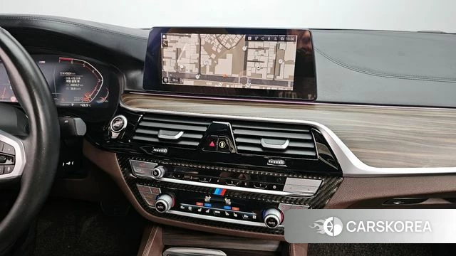 BMW 5 Series (G30) 2020 Белый из Кореи, фото 4