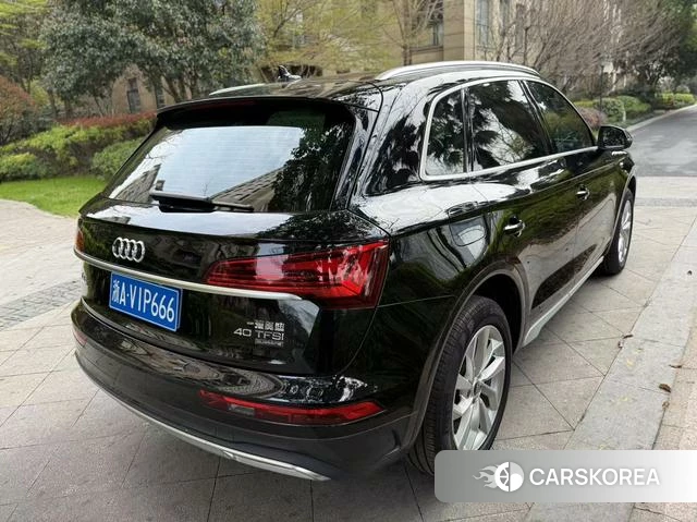Audi Q5L 2024 Черный из Китая, фото 4