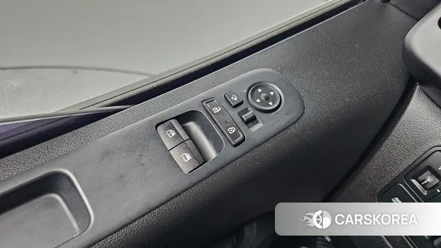 Hyundai Staria 2023 Белый из Кореи, фото 4