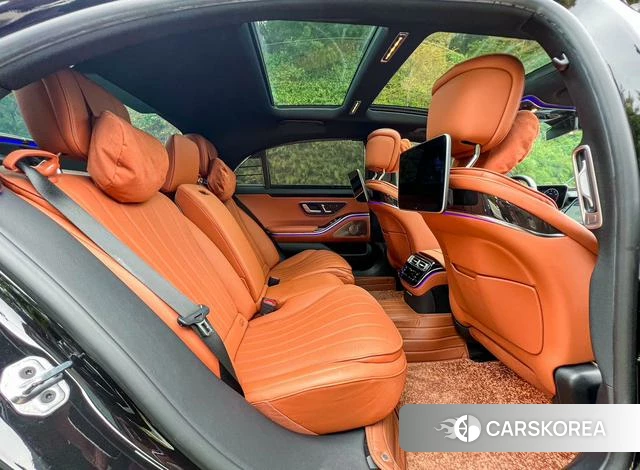 Mercedes-Benz S-class 2024 Черный из Китая, фото 4