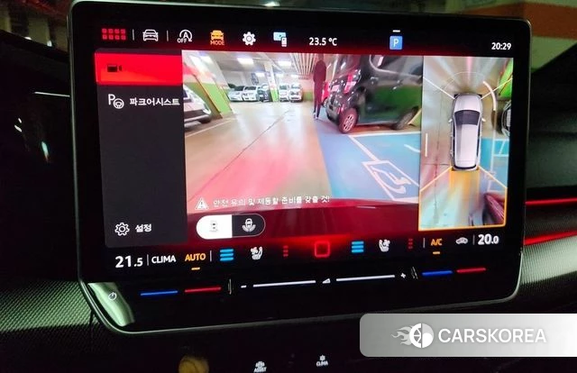 Volkswagen Golf 8th Generation 2025 Красный из Кореи, фото 4