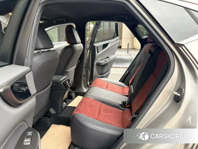 Lexus NX 2022 Серебристо-серый из Китая, фото 4