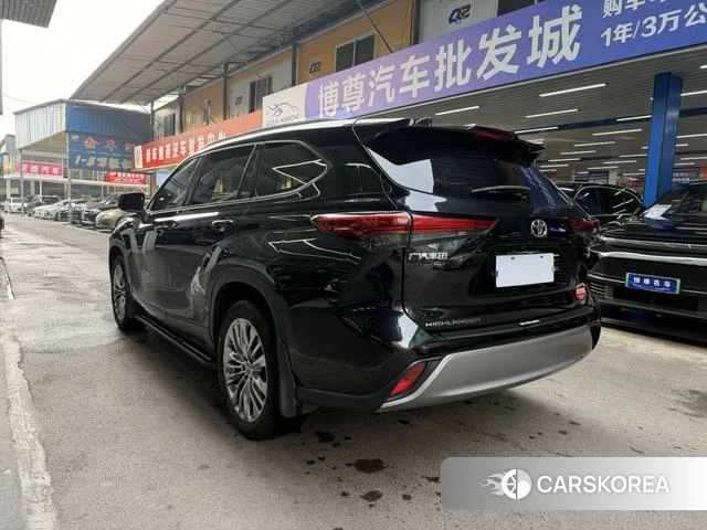 Toyota Highlander 2023 Черный из Китая, фото 4