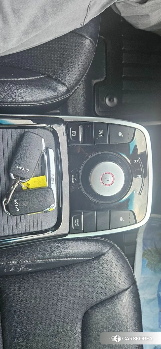 Kia Niro Plus 2023 Белый из Кореи, фото 4