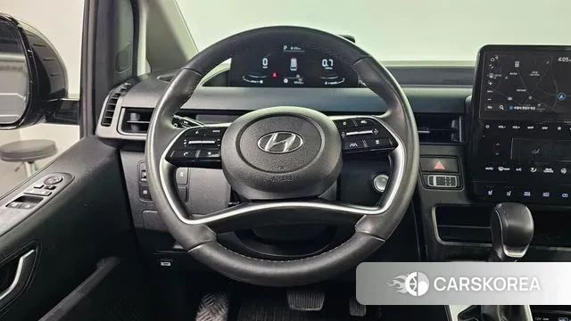 Hyundai Staria 2024 Черный из Кореи, фото 4