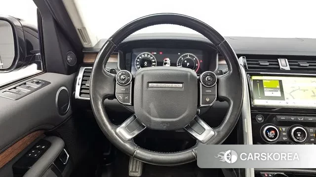 Land Rover Discovery 5 2018 Черный из Кореи, фото 4
