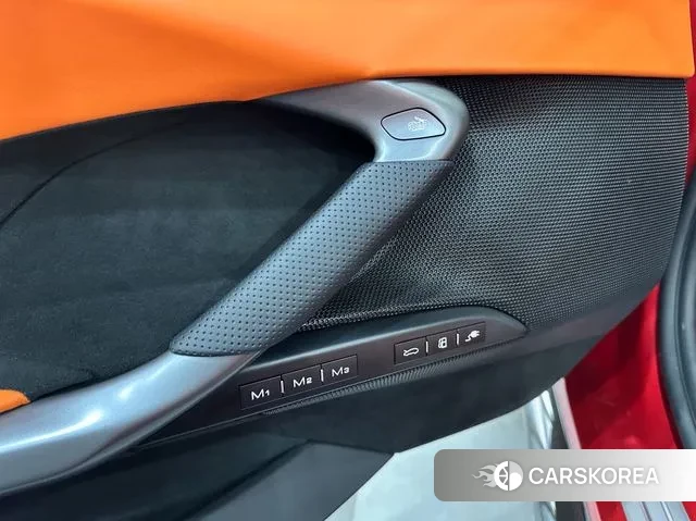 Ferrari 296 GTS 2023 Красный из Кореи, фото 4