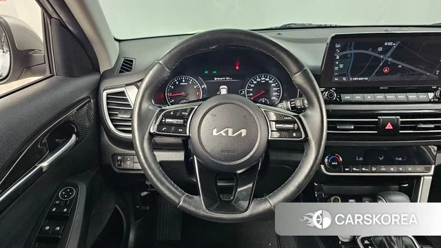 Kia Seltos 2022 Серый из Кореи, фото 4