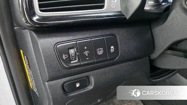 Kia Niro 2018 Белый из Кореи, фото 4