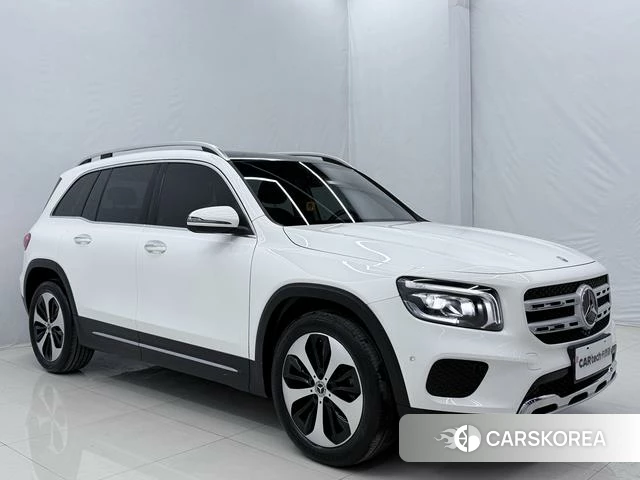 Mercedes-Benz GLB 2023 Белый из Китая, фото 4