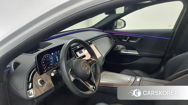 Mercedes-Benz E-Class W214 2025 Белый из Кореи, фото 4