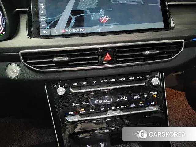 Kia K7 Premier Hybrid 2021 Белый из Кореи, фото 4