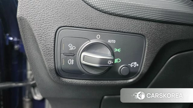 Audi Q2 2023 Синий из Кореи, фото 4