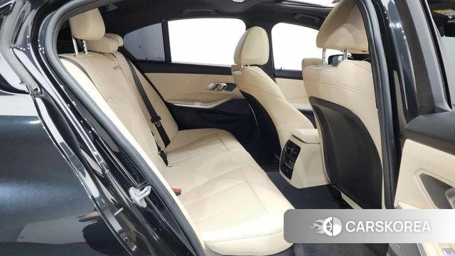 BMW 3 Series (G20) 2024 Черный из Кореи, фото 4