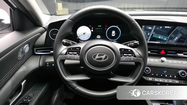 Hyundai The New Avante (CN7) 2024 Белый из Кореи, фото 4