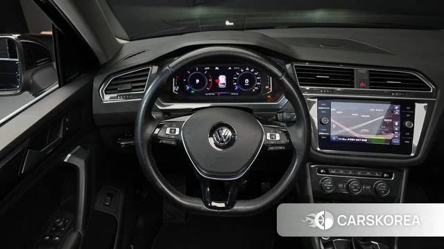 Volkswagen Tiguan second Generation 2020 Черный из Кореи, фото 4