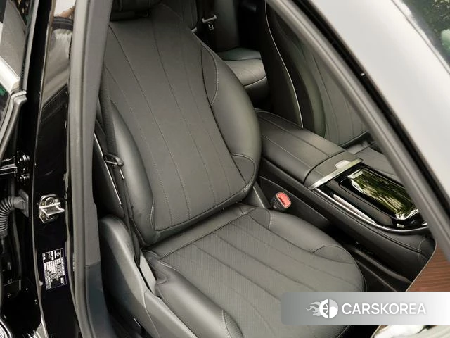Mercedes-Benz EQE SUV 2023 Черный из Китая, фото 4