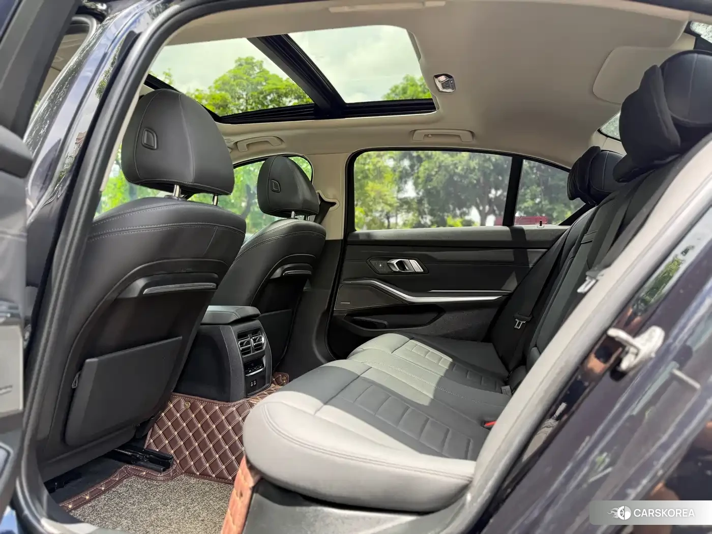 BMW 3 series 2020 Черный из Китая, фото 4