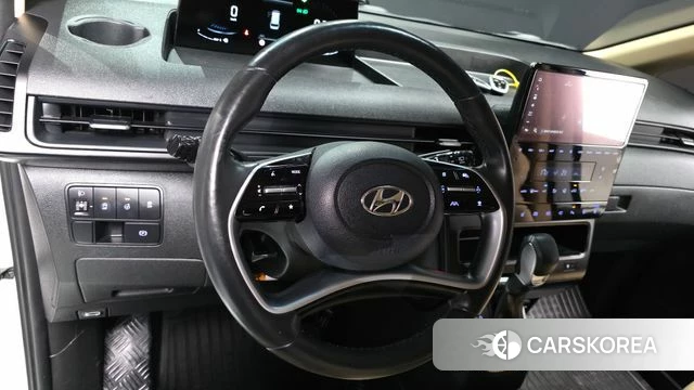 Hyundai Staria 2023 Белый из Кореи, фото 4